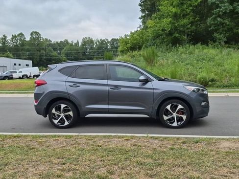 Used 2018 Hyundai Tucson Value FWD image 6