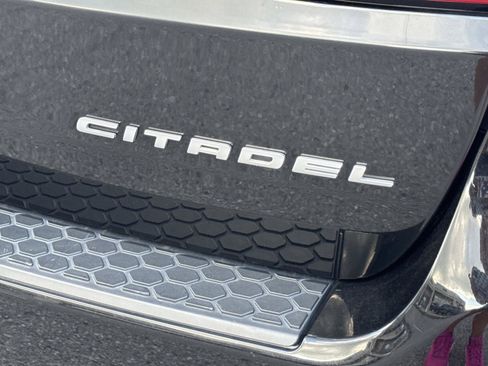 Used 2022 Dodge Durango Citadel AWD/4WD image 11