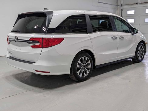 Certified 2024 Honda Odyssey EX-L image 8