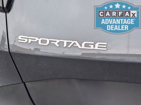 Used 2025 Kia Sportage LX FWD image 30