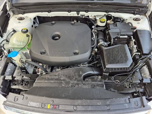Used 2019 Volvo XC40 T5 Momentum AWD/4WD image 22