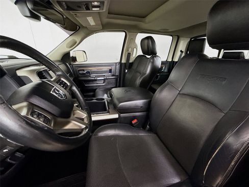 Used 2014 RAM 1500 Laramie w/ Convenience Group AWD/4WD image 5