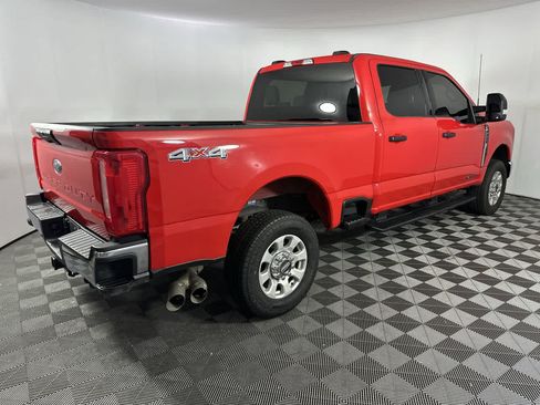 Used 2024 Ford F250 XLT AWD/4WD image 15