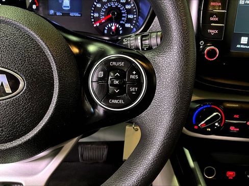 Used 2020 Kia Soul LX FWD image 12