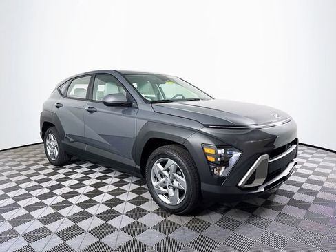 New 2026 Hyundai Kona SE image 10