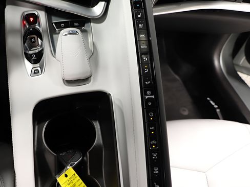 Used 2024 Chevrolet Corvette Stingray Preferred Cpe w/ Z51 Performance Package RWD image 11
