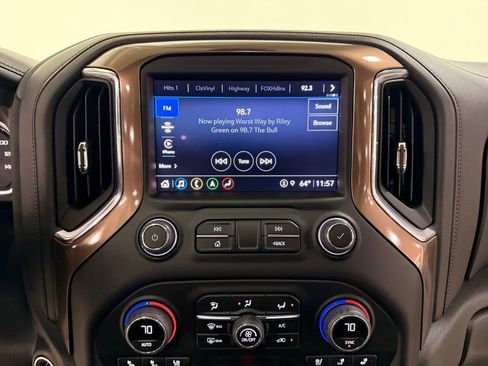 Used 2022 Chevrolet Silverado 1500 High Country image 21