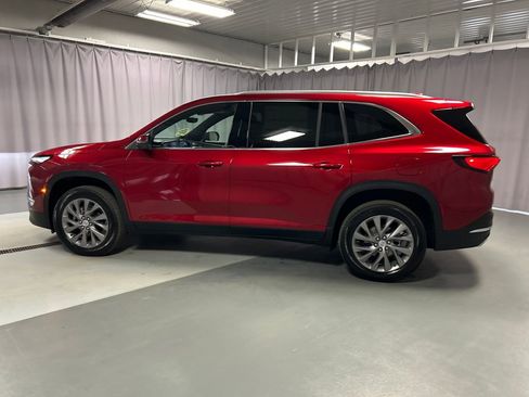 New 2026 Buick Enclave Preferred w/ Power Package image 4