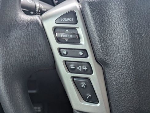 Used 2020 Nissan Titan SV RWD image 26