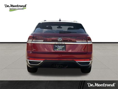Used 2024 Volkswagen Atlas Cross Sport SEL image 6