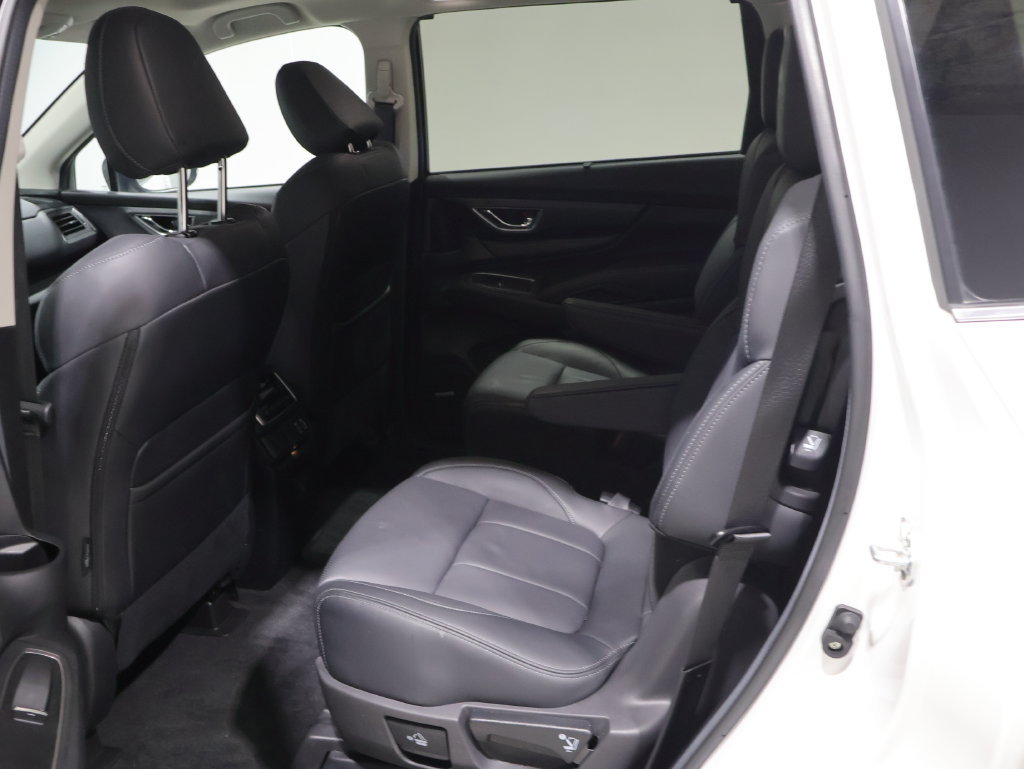 Used 2025 Subaru Ascent Limited AWD/4WD image 18