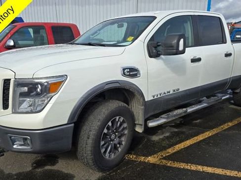 Used 2018 Nissan Titan PRO-4X image 1
