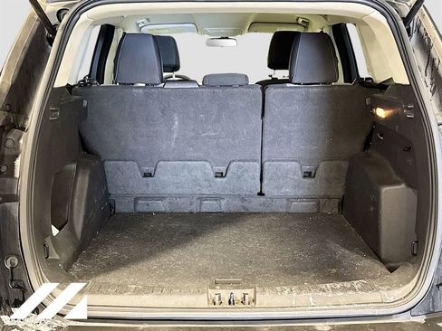 Used 2017 Ford Escape SE image 25