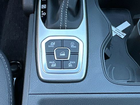 New 2026 Nissan Frontier SV w/ All-Weather Content Package image 29