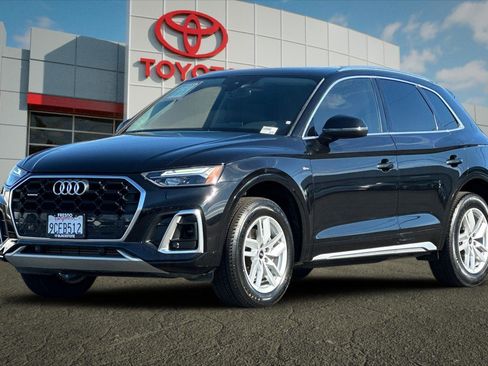 Used 2023 Audi Q5 2.0T Premium w/ Convenience Package image 7