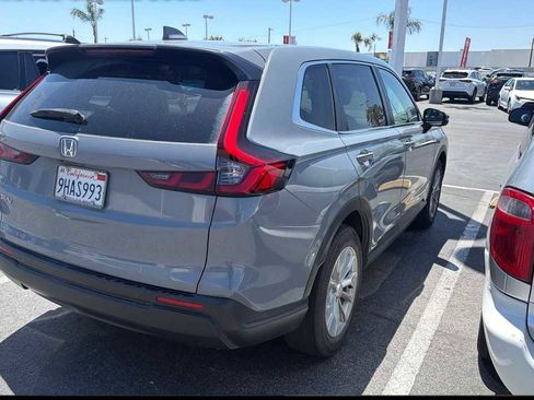 Used 2023 Honda CR-V EX-L image 2