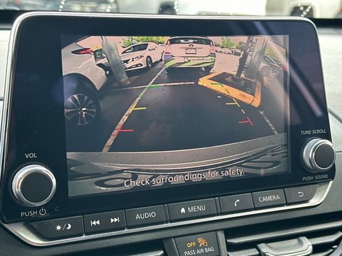 Used 2020 Nissan Altima 2.5 S FWD image 18