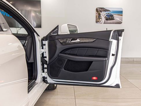 Used 2012 Mercedes-Benz CLS 550 4MATIC image 44