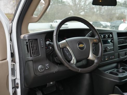 Used 2019 Chevrolet Express 2500 Work Van w/ Driver Convenience Package image 10