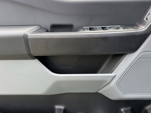 New 2026 Ford F250 XL w/ XL Chrome Package image 10