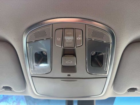 Used 2019 Hyundai Sonata Limited w/ Ultimate Package 04 FWD image 40