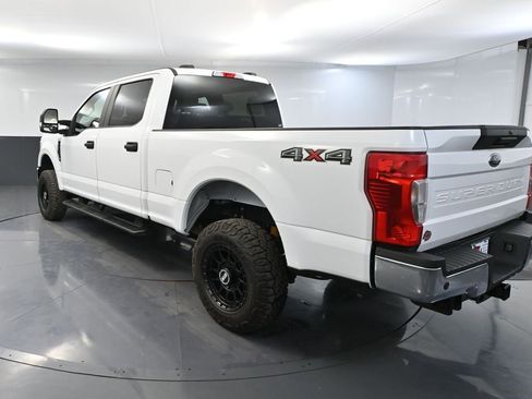 Used 2022 Ford F250 XL w/ Power Equipment Group image 9