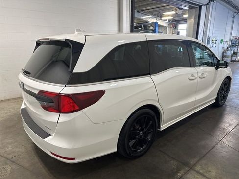Used 2023 Honda Odyssey Sport image 4