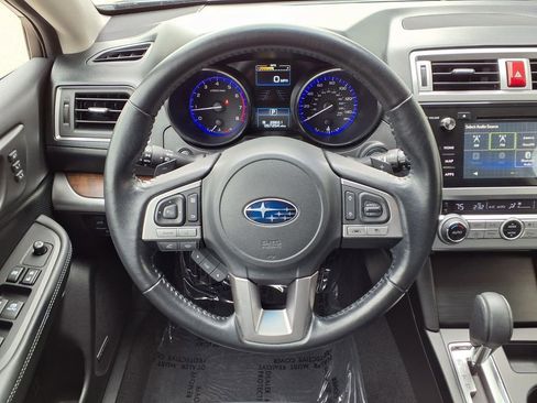 Used 2016 Subaru Outback 2.5i Limited AWD/4WD image 14