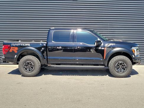 Used 2024 Ford F150 Raptor w/ Equipment Group 803A Raptor R AWD/4WD image 8
