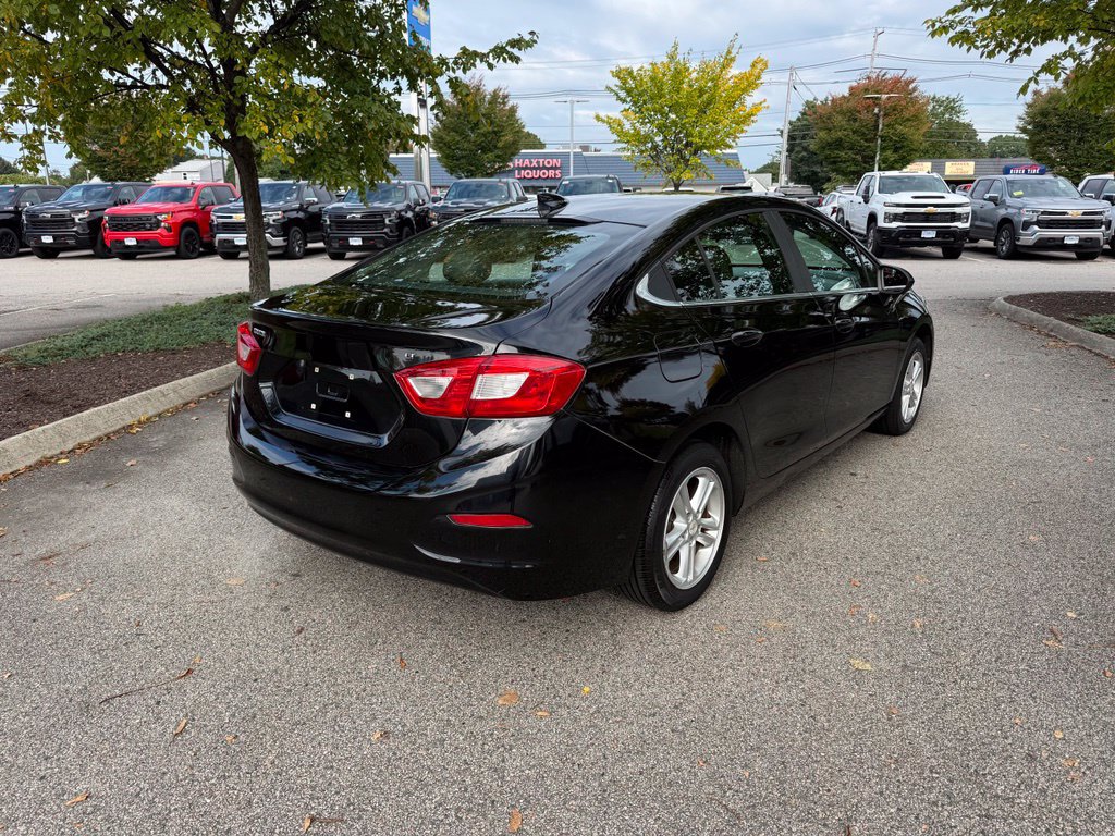 Used 2016 Chevrolet Cruze LT FWD image 5
