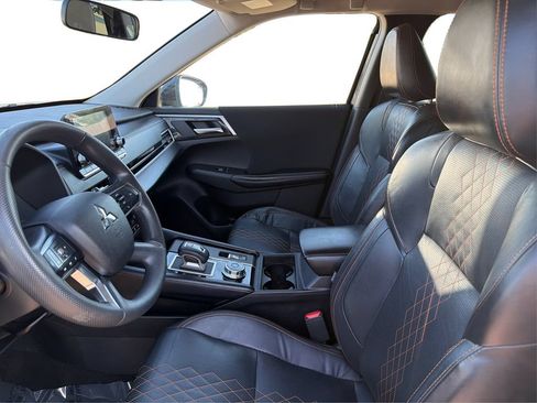 Used 2022 Mitsubishi Outlander ES AWD/4WD image 10