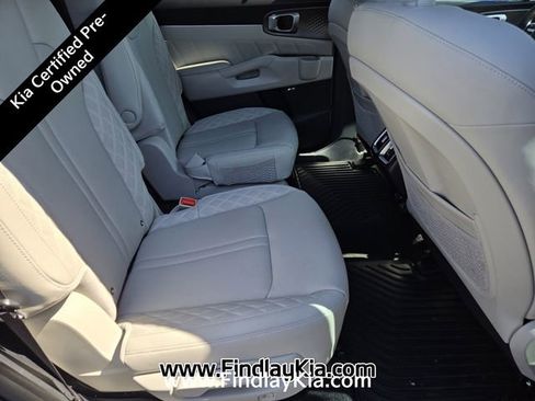 Certified 2025 Kia Sorento SX Prestige AWD/4WD image 19