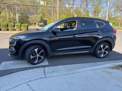 Used 2016 Hyundai Tucson Limited w/ Option Group 03 image 4