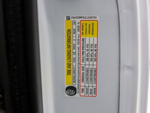 Used 2020 Chevrolet Express 3500 LT w/ LT Preferred Equipment Group image 30