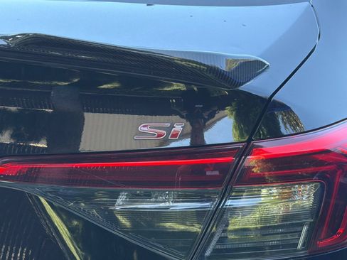 Certified 2023 Honda Civic Si image 7