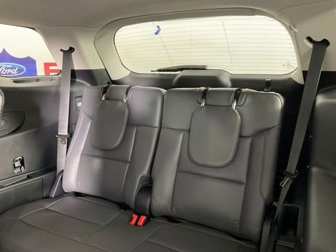 New 2025 Ford Explorer Active w/ Active Comfort Package image 17