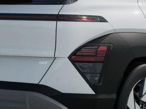New 2026 Hyundai Kona Limited FWD image 10