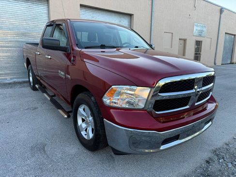 Used 2014 RAM 1500 Classic SLT RWD image 3