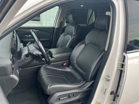 Used 2023 Honda Pilot Elite image 21
