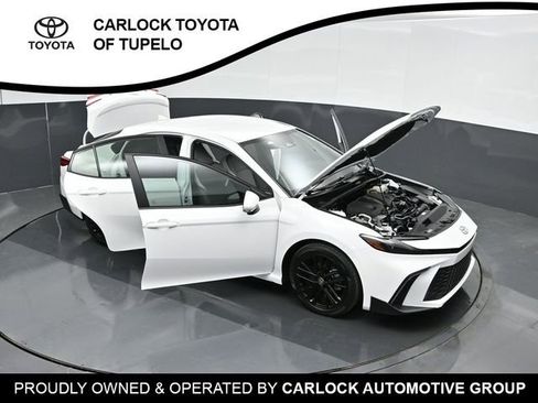 Used 2026 Toyota Camry SE FWD image 57