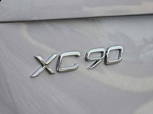 Used 2026 Volvo XC90 B6 Ultra w/ Protection Package Premier AWD/4WD image 27