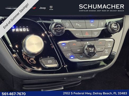New 2026 Chrysler Pacifica Select w/ S Appearance Package FWD image 17