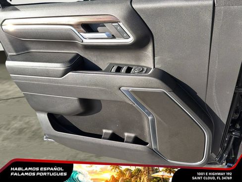 Used 2023 Chevrolet Silverado 1500 LT w/ Protection Package RWD image 11