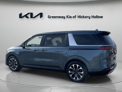 Certified 2024 Kia Carnival EX