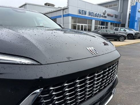 New 2026 Buick Envision Avenir image 4