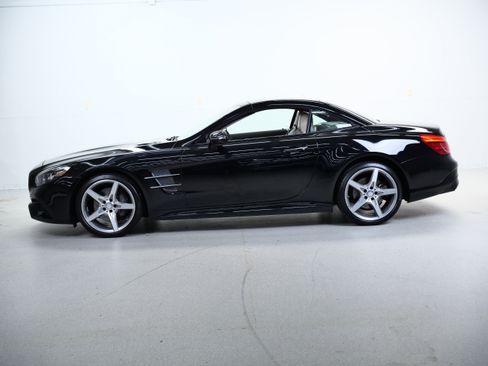 Used 2017 Mercedes-Benz SL 550 image 10