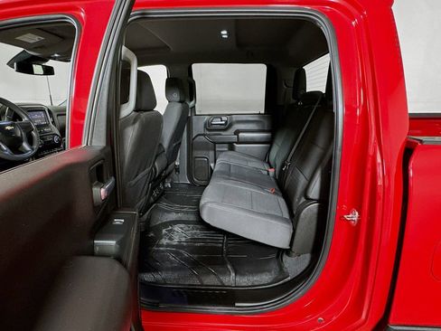 Used 2024 Chevrolet Silverado 2500 Custom w/ Custom Value Package AWD/4WD image 21