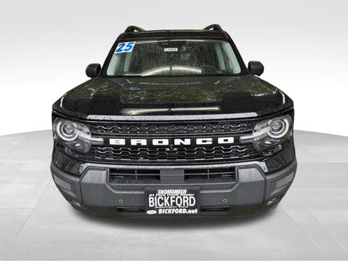 Used 2025 Ford Bronco Sport Outer Banks w/ Outer Banks Tech Package+ AWD/4WD image 2
