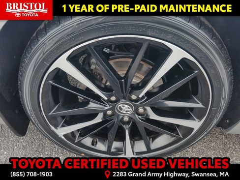 Used 2020 Toyota Camry XSE w/ Navigation Package FWD image 11