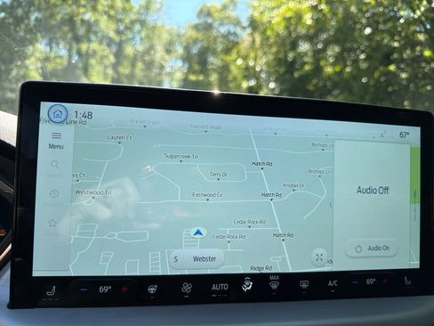 Used 2025 Ford Escape Platinum AWD/4WD image 10